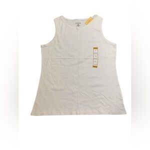 Northcrest Women's White Sleeveless Tank Top